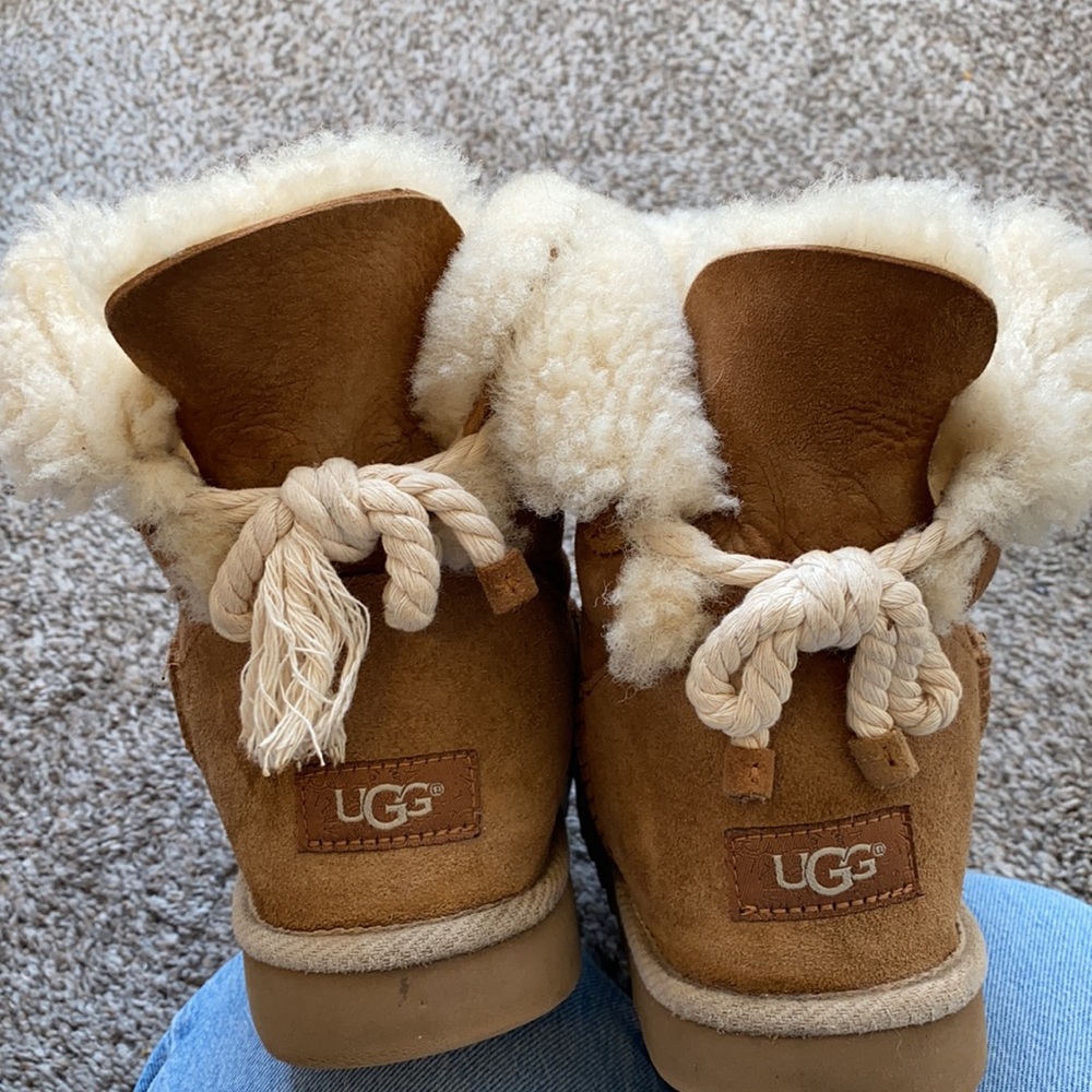 UGG Mini Bailey Rope - Picture 2 of 6